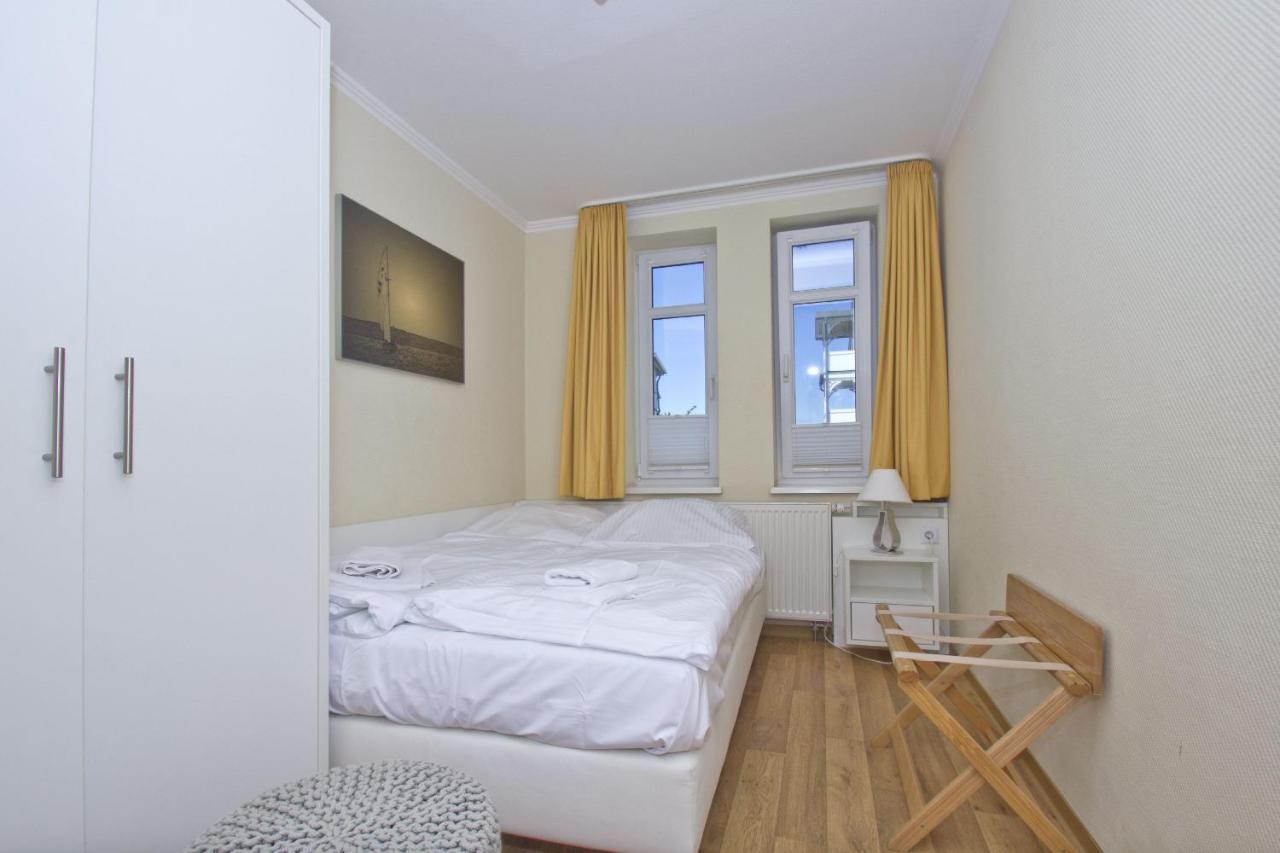 Mit Meerblick Und Balkon, Gratis Nutzung Vom Ahoi Erlebnisbad Und Sauna In Sellin - Meeresblick Fewo 24 Goehren  Dış mekan fotoğraf